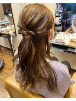 クローバー(CLOVER)&nbsp;♪シンプル、大人なロープ編みハーフアップ♪(福島市)