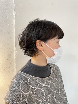 カゼ ダイカンヤマ Kaze DAIKANYAMA 20代30代40代50代耳掛けパーマショート