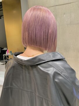 イリ(iLi) 【iLi×REN】ペールピンク/ピンクベージュ/ボブ