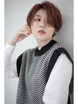 アッシュ 池袋店(Ash) 10代20代30代『指コテでキマるハンサムショート』 #池袋駅