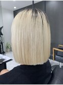 カットラインが綺麗×切りっぱなしボブ
