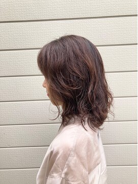 アミュレット バイ サファリ 西荻窪(AMULETTE BY SAFARI) 《お客様スタイル47》ミディアムレイヤー×パーマ