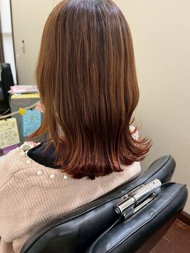 美容室 メザミー MESAMIES 大人可愛い外ハネミディアムアッシュブラウン20代30代