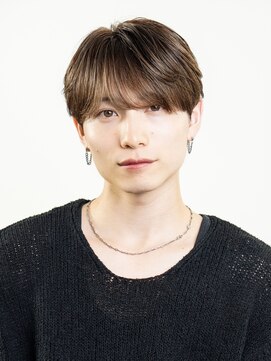 オーシャントーキョーオーバー 渋谷(OCEAN TOKYO OVER) 韓国ヘアニュアンスコンマバングセンターパートフェザーパーマ