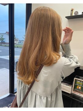 ハイトーンベージュ