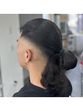 ワンシザース(ONE SCISSORS) マンバンスキンフェード