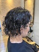 ディアス(DIAS)&nbsp;【大人の色気】ラフに決まるスパイラルパーマスタイル