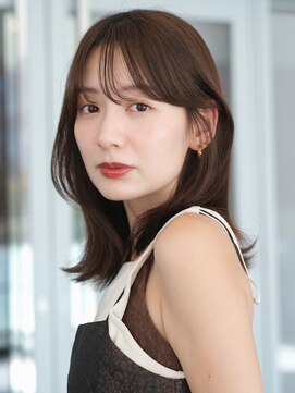 ガーデンヨコハマエスト(GARDEN YOKOHAMA est) 似合わせカット　ダークアッシュ　ミディアムレイヤーカット