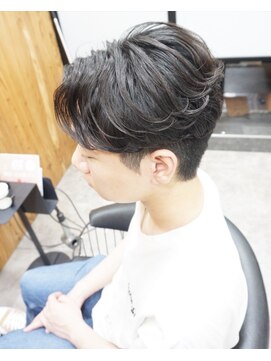 ヘアテリア リュウ 大塚(hair teria ryu) メンズカット/メンズパーマ/センターパート/フェザーパーマ