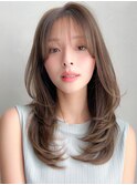 大人ガーリー似合わせミディアムレイヤーカットダークアッシュ
