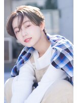 メーヴェ(Mowen) mowen 南堀江 くびれショート×ミルクティーベージュ×外国人風