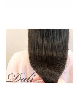 ダリー 新さっぽろ店(Dali)の写真/【Aujuaソムリエ在籍サロン】髪質に合わせた施術で髪質改善＆極上のAujuaヘッドスパが体験できるサロン♪