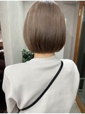 【トレンド】ヘーゼルナッツベージュカラー ボブ