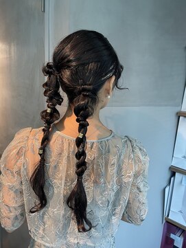 シャルムバイケンジ(Charm.by KENJE) 【ダブルポニーテール】結婚式/二次会/銀座/有楽町/アレンジ