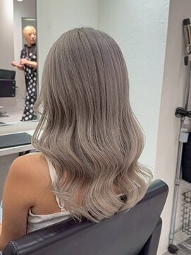 シエラ 南船場(CIERA.) ショートヘアミルクティーベージュグレージュハンサムショート