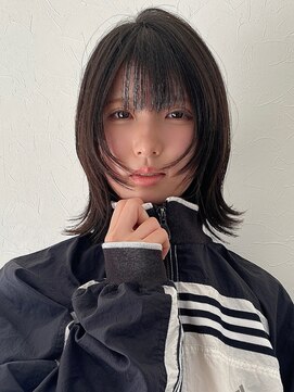 小顔効果抜群/ボブウルフレイヤー