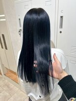 キャパ(CAPA)&nbsp;ブルーブラック(茅ヶ崎/20代/韓国ヘア/ブリーチカラー)