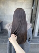 メゾン アヴァロ(Maison Avallo) ツヤロングアッシュグレーカラー