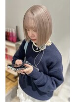 ノラ ウメダ(NORA UMEDA)&nbsp;【chiaki】milktea beigeハイトーンケアブリーチミルクティー