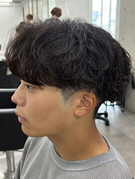 レボ 神宮寺店(Revo) メンズパーマ。扱いやすい。シャドウパーマ