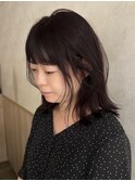 ワインレッド/ミディアムヘア