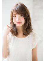 ジョエミバイアンアミ(joemi by Un ami)&nbsp;【joemi】無造作ウェーブ　小顔ミディアム（花野未帆）