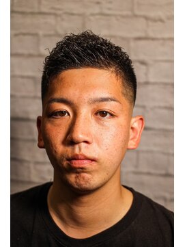 銀座マツナガ 新宿野村ビル店 ソフモヒ×スキンフェード