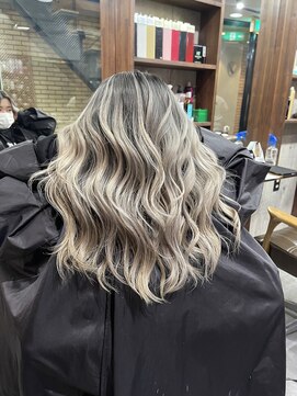 ラフ(LAFF) #黒髪#ボブルフ#ネビージュ#小顔#ワンレン