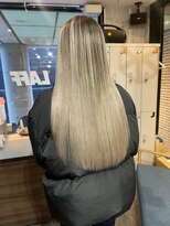 ラフ(LAFF)&nbsp;#バレイヤージュ#グレージュカラー#ボブウルフ#ココアベージュ