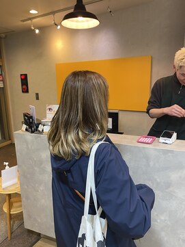 ブロッサム 東中野店 20代30代40代くびれヘア似合わせカット白髪ぼかしアースカラー