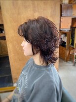 ヘアメイク コモレビ(hairmake komorebi) 【山本智文】ウルフパーマレッド