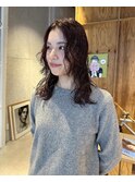 ミディアムの顔まわりレイヤーパーマ