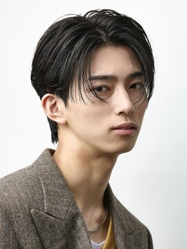 オーシャントーキョー ホワイト 原宿(OCEAN TOKYO WHITE) シースルーセンターパートダウンパーマ