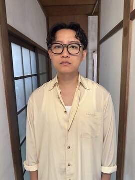 テテコケット(tete coquette) 大人メンズヘア × センターパート × クリームパーマ