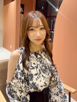 モアナ バイ ラナ 上小田井(MoanA BY LANA) デザインカラー/レイヤーカット/ウェットヘア/オリーブベージュ