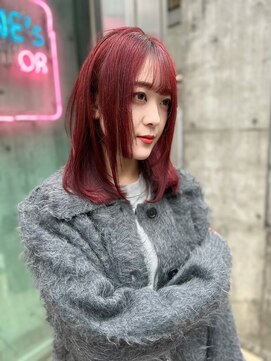 ワンズクロエ 原宿店(ONE's Chloe) くびれヘアアプリコットオレンジハイライトカラーブルーカラー