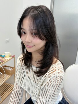 ラクシア(LucxiA) 韓国ヘア/レイヤーカット/顔まわりカット/Instagram @ken__gucci
