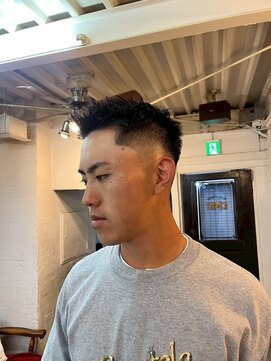 ビーバイエイトジェンツ(Bee by EIGHT GENTS) MEN’S HAIR/波巻ツイストスパイラル/フェザーパーマ/心斎橋
