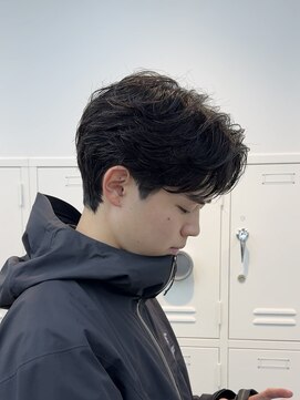 フィフス 栄(fifth) 無造作パーマツイストスパイラルパーマセンターパート栄