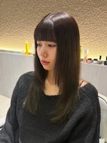 ヨキ(yoki.)&nbsp;レイヤーカット×オリーブブラウン【髪質改善】