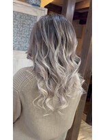 モアムー(Moremuu) 【りえ】グラデーションカラー