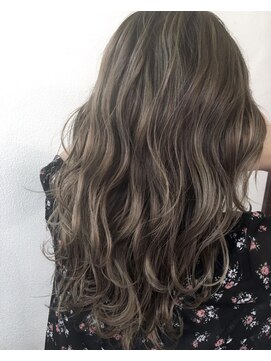 ヴィークス ヘア(vicus hair) 【vicushair】グレージュ ハイライト.バレイヤージュ