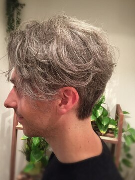 ダマーニ 表参道(DAMANI) かき上げショートレイヤーでメンズにも色気をプラス［表参道］