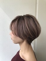 ネウィ グランデ 横浜(newi grande) 大人可愛い20代30代40代小顔ワンサイドショートボブ丸み前下がり