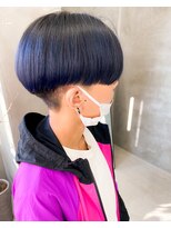 テトヘアー(teto hair)&nbsp;マッシュ刈り上げショート韓国マッシュネイビーカラーマニッシュ