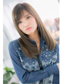 シアーグレージュが大人かわいい艶カラーセミディb1