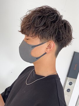 リップス 栄(LIPPS) ツイストスパイラルツイスパ波巻きメンズパーマツーブロック