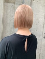 サクラ オモテサンドウ(SAKURA)&nbsp;シアーベージュ　ハイトーンボブ　切りっぱなしボブ