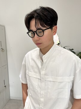 ジーナ 渋谷神南(Zina) センターパート◎ニュアンスパーマ