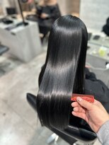 ソル 八王子(SOL)&nbsp;シルクのような艶感！縮毛矯正で叶える美髪